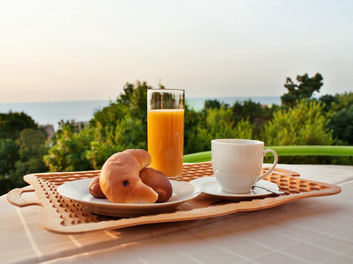 Ljuljak Hotel Zlate písky Exteriér fotografie