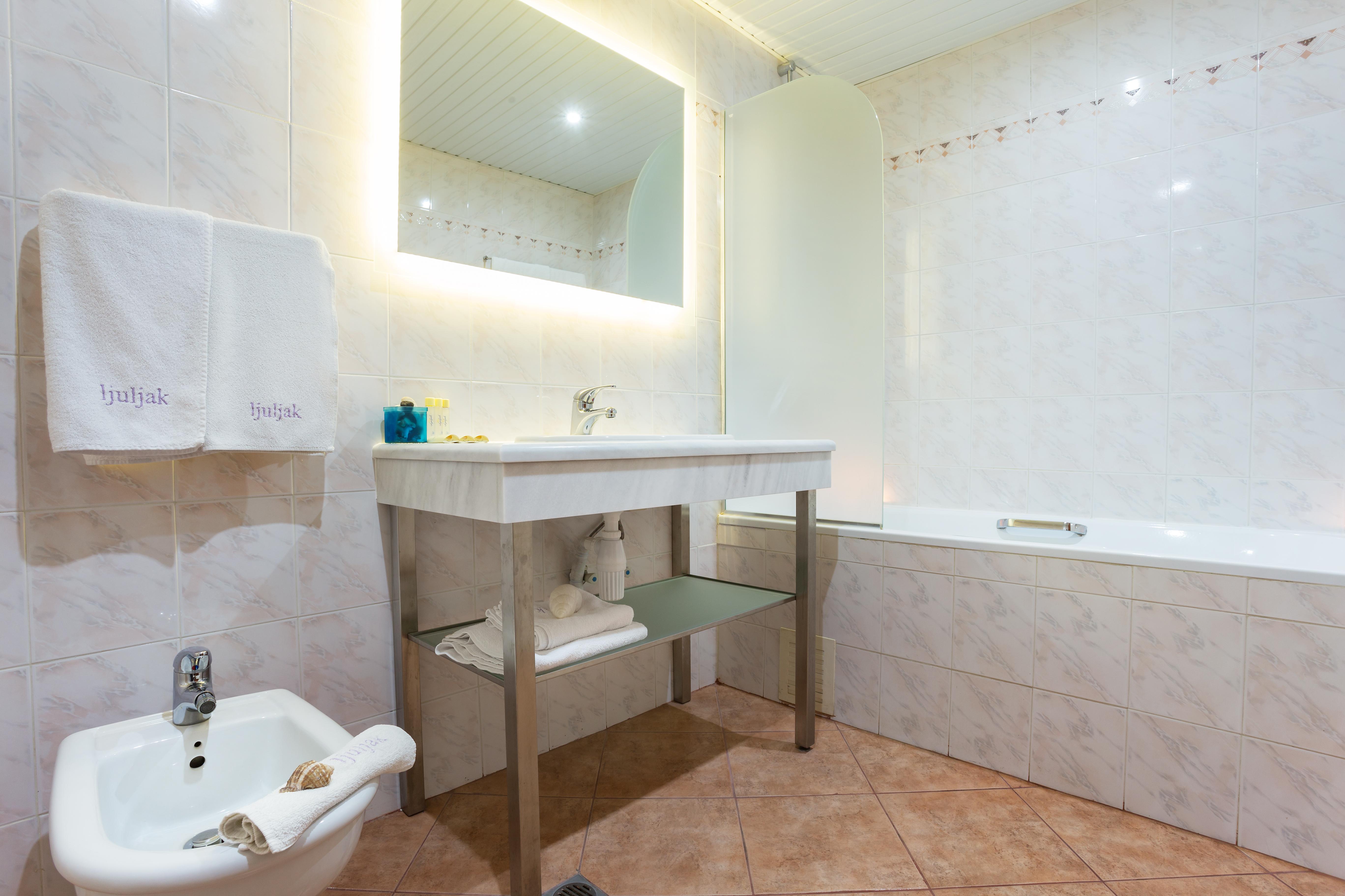 Ljuljak Hotel Zlate písky Exteriér fotografie