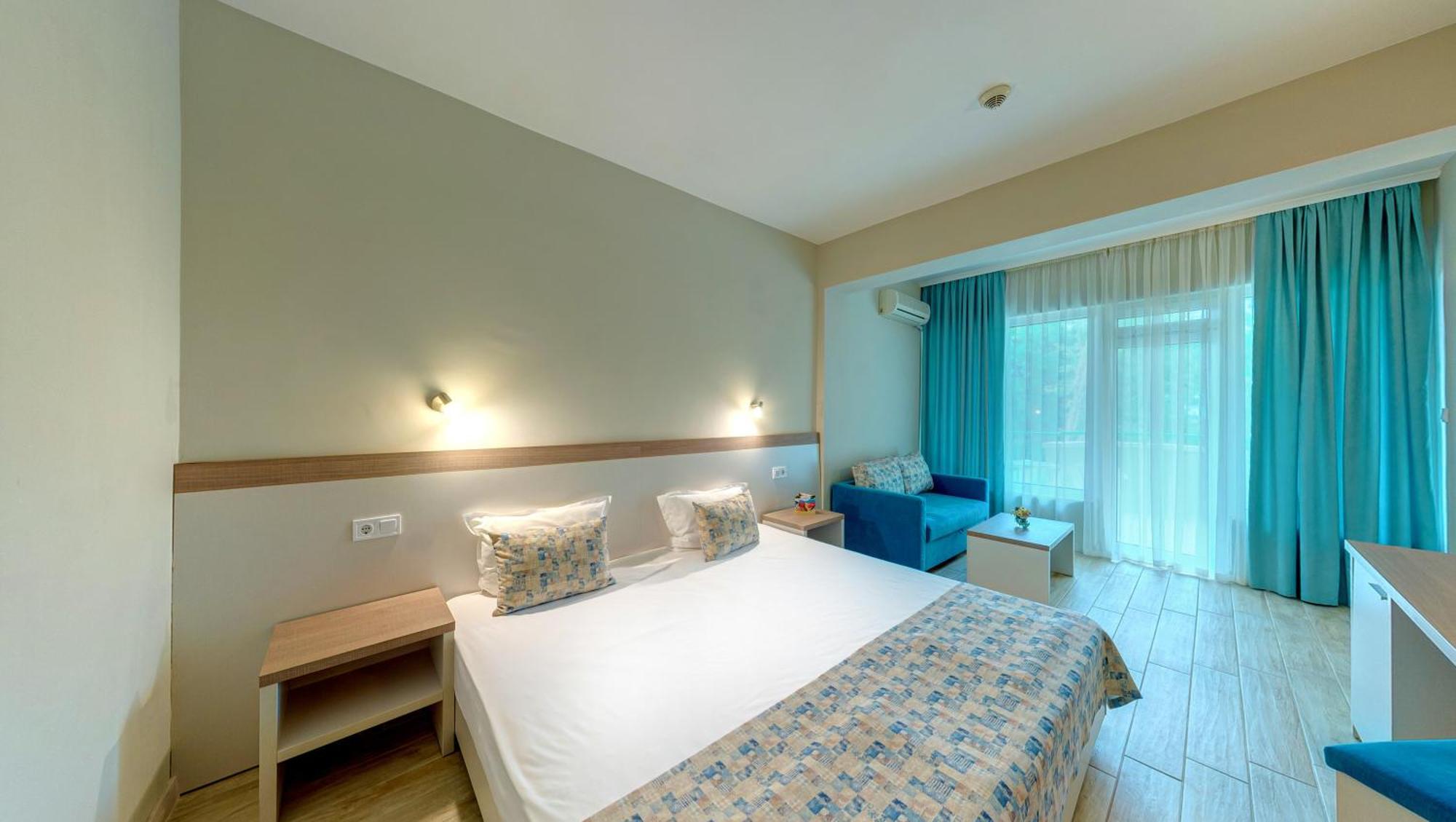 Ljuljak Hotel Zlate písky Exteriér fotografie