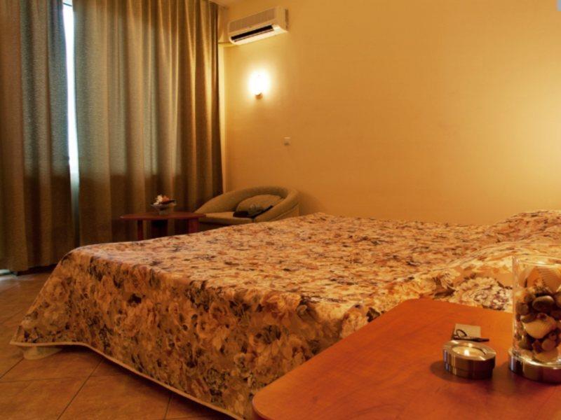 Ljuljak Hotel Zlate písky Exteriér fotografie