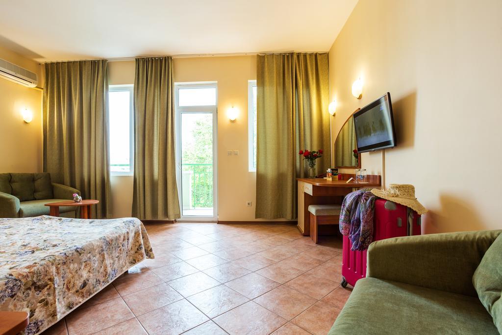 Ljuljak Hotel Zlate písky Pokoj fotografie