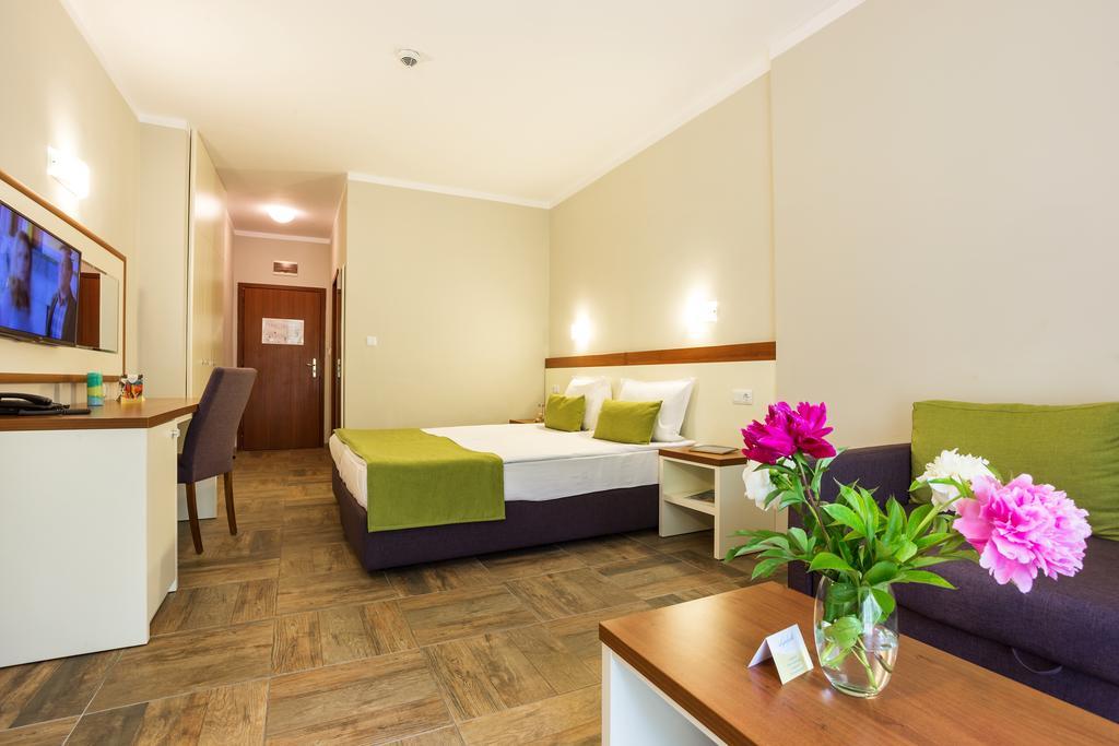 Ljuljak Hotel Zlate písky Exteriér fotografie