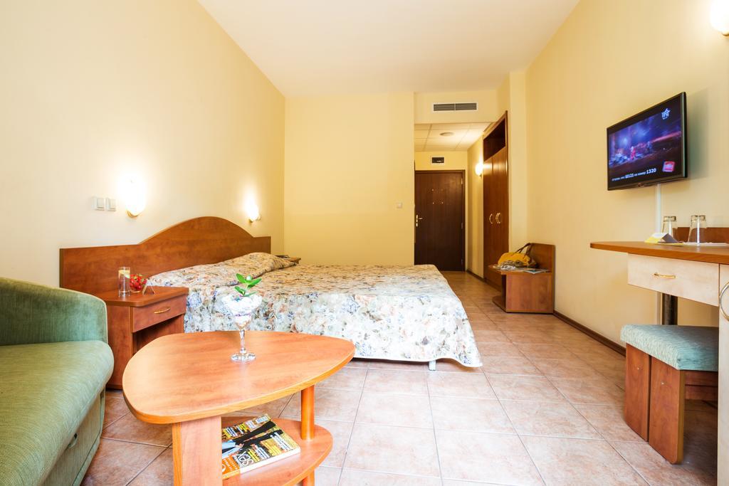 Ljuljak Hotel Zlate písky Pokoj fotografie